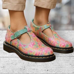 Dr Martens Polley Daze Mary Jane's Size 8 🎉Host Pick🎉